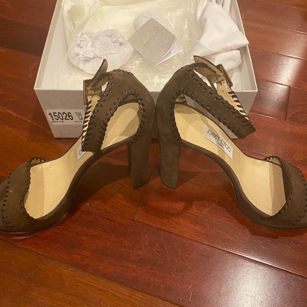 ❌ SOLD ❌ Jimmy Choo Holly 120